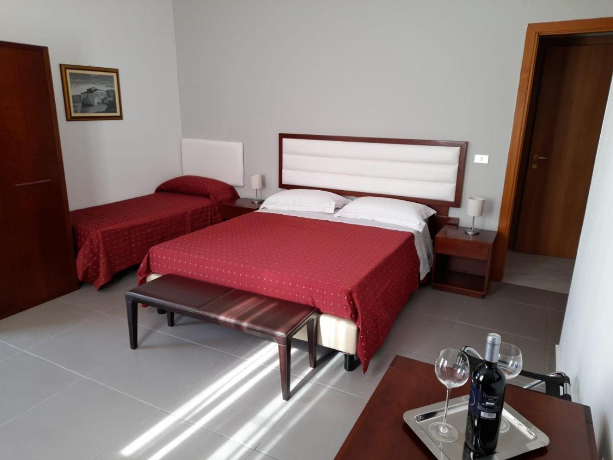 Siracusa Breakfast & Rooms Syracuse ภายนอก รูปภาพ