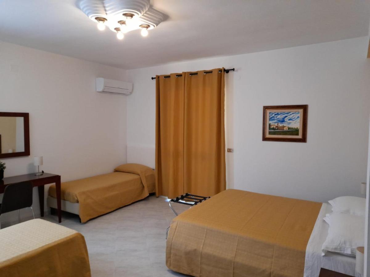 Siracusa Breakfast & Rooms Syracuse ภายนอก รูปภาพ